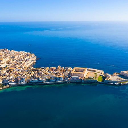 Villa Nisa Apartment Sea View Fontane Bianche Exteriér fotografie